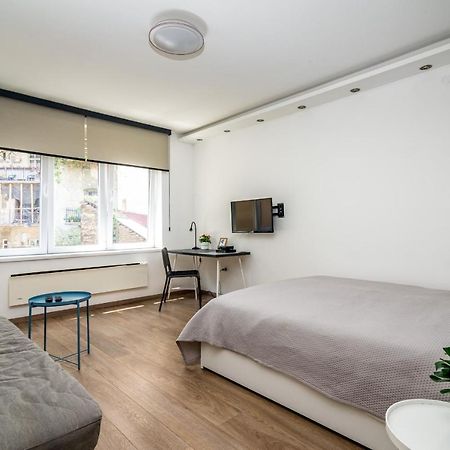 Apartment Enigma Belgrado Esterno foto